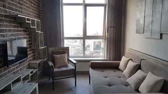 Оренда Квартира 2-кімнатна, 27/31 поверх на ул. Жилянская Киев