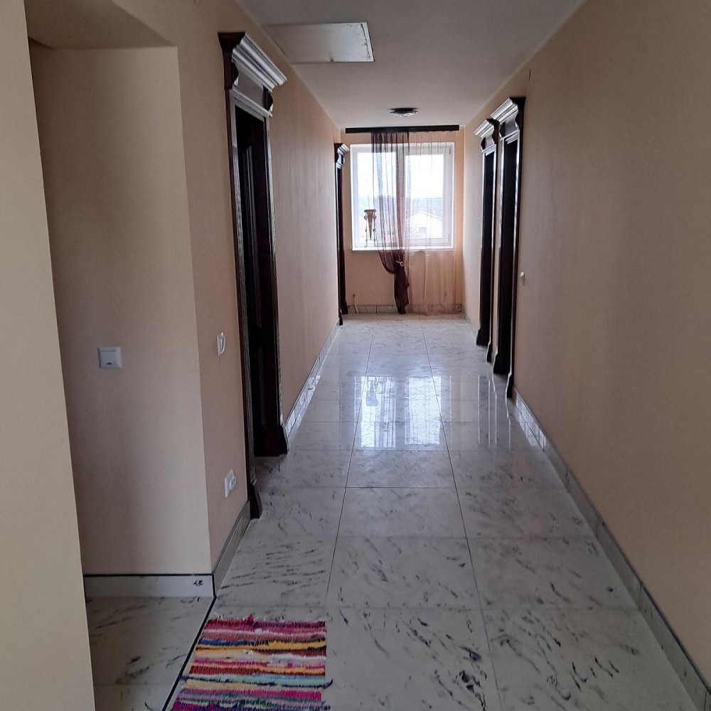 Оренда 2-поверховий  з ділянкою 12 сот 120 кв.м 4 кімн. на Генерала Чупринки вул. Зимна Вода - фото 2