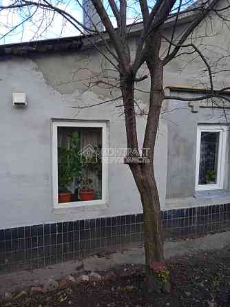 Продаж Будинок 5-кімнатний на вул. Нижня Kharkiv