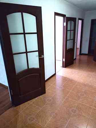 Продаж Квартира 3-кімнатна, 10/14 поверх на Бугаевская улица Odessa