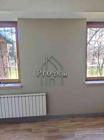 Продаж Будинок 2-кімнатний на Вузівська вул., 4 Киев