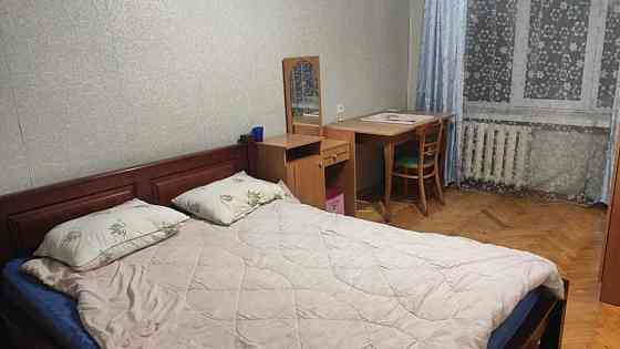 Оренда Квартира 2-кімнатна, 4/9 поверх на Чоколівський бульв., 18 Kiev