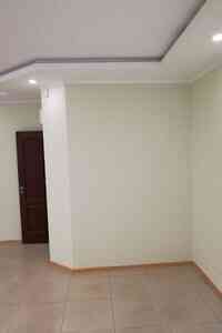 Оренда торгове приміщення на Соборна-Артинова поверх - 1/4 Вінниця