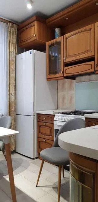 Оренда Квартира 3-кімнатна, 5/5 поверх на пл. Львовская Київ - фото 2