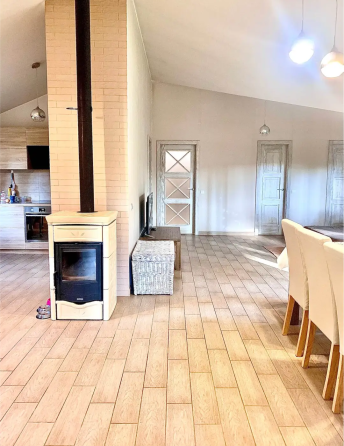 Продаж 1-поверховий Будинок з ділянкою 20 сот 111 кв.м 6 кімн. на Пряжево Zhytomyr