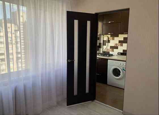 Оренда Квартира 1-кімнатна, 8/9 поверх на Академіка Корольова, 2 Київ