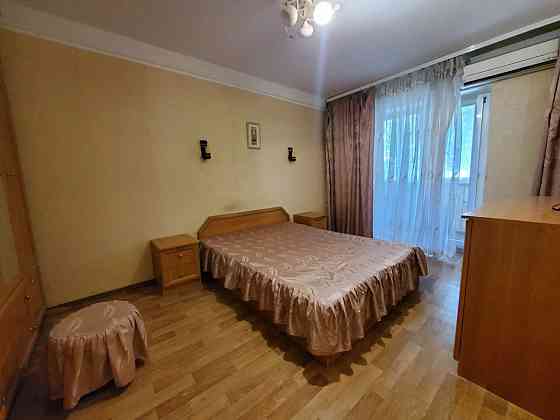 Оренда Квартира 1-кімнатна, 1/9 поверх на Тулузи, 16 Киев