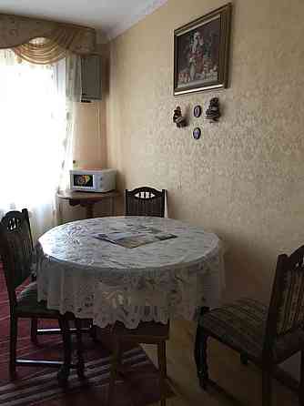 Оренда Квартира 4-кімнатна, 4/16 поверх на Вишняківська, 13 Київ