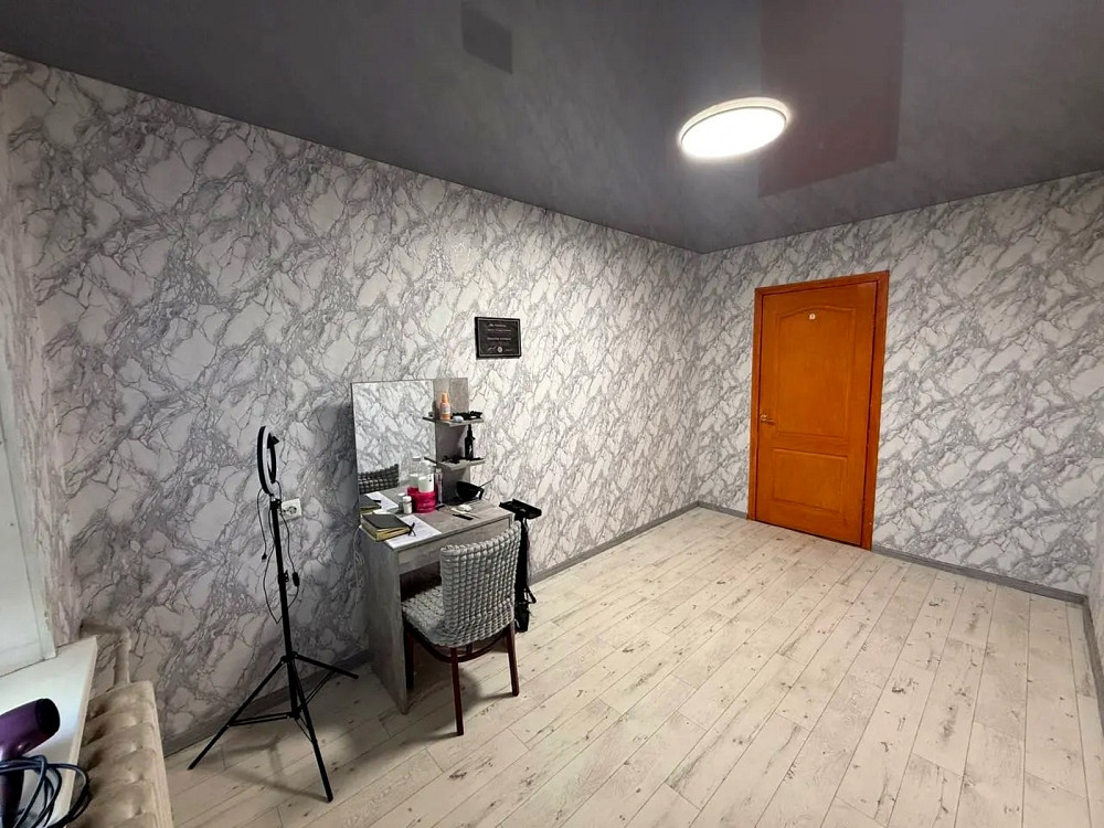 Продаж Квартира 3-кімнатна, 5/5 поверх на Хмельницкого Б. ул., 26 Дніпро - фото 2