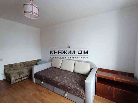 Оренда Квартира 2-кімнатна, 20/25 поверх на Софьи Русовой ул. Киев