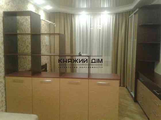 Оренда Квартира 1-кімнатна, 8/25 поверх на Пчелки Елены ул. Київ