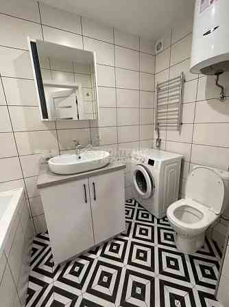 Продаж Квартира 2-кімнатна, 2/5 поверх на вул. 23 Серпня Kharkiv