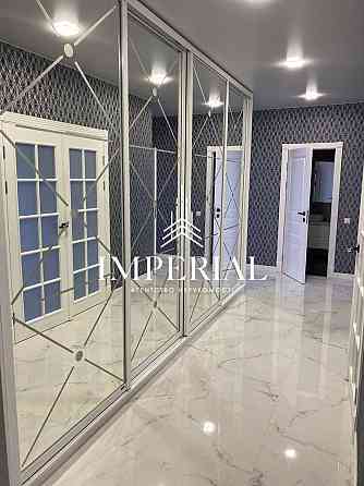 Оренда Квартира 3-кімнатна, 4/15 поверх на вул. Юлії Здановської Київ