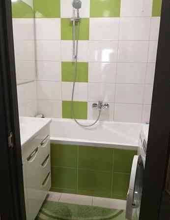 Продаж Квартира 3-кімнатна, 8/9 поверх на вул. Наукова Львів