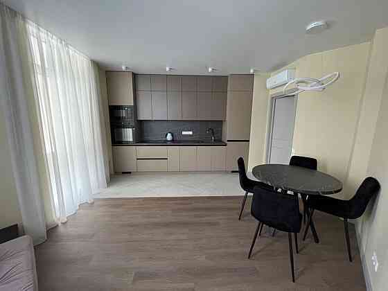 Оренда Квартира 1-кімнатна, 7/9 поверх на вул. Тадея Рильського Kiev