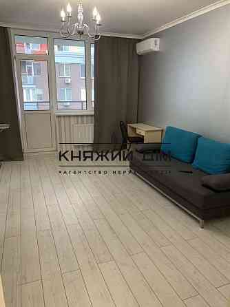 Оренда Квартира 1-кімнатна, 3/5 поверх на Ломоносова ул./Юлії Здановської Киев