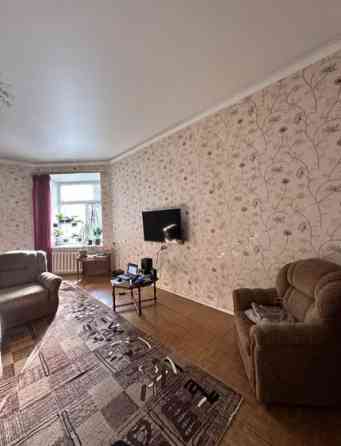 Продам 2х комнатную  квартиру в центре, по улице Пастера. Одеса