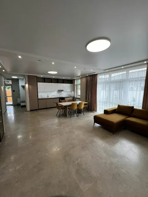 Продаж 1-поверховий Котедж з ділянкою 6 сот 209.3 кв.м 4 кімн.  Виноградів - фото 14