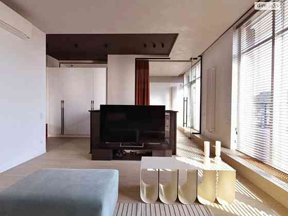 Продаж Квартира 3-кімнатна, 11/11 поверх на вул. В'ячеслава Чорновола L'viv