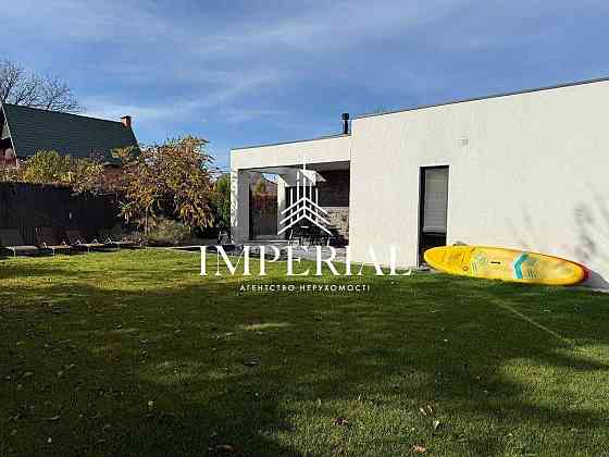 Продаж Будинок 4-кімнатний на вул. Садовая Київ