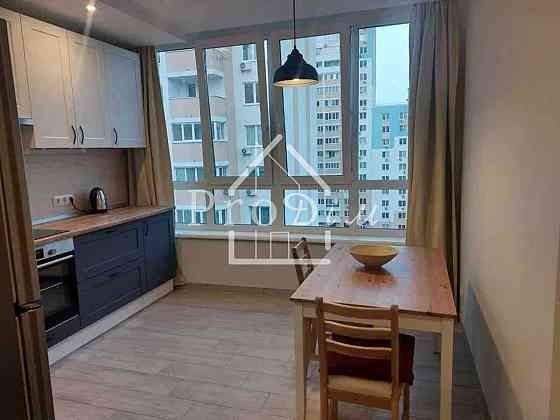 Оренда Квартира 2-кімнатна, 6/7 поверх на Сергія Данченка вул., 32б Киев