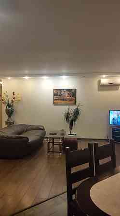 Продаж Квартира 3-кімнатна на ул. Костанди, 199а Одеса