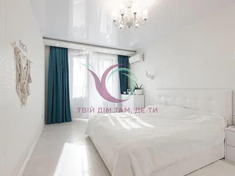 Продаж 4к Квартира 189.8 кв.м вул. Плугова 2 Львів - фото 17