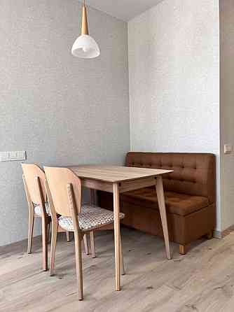 Оренда Квартира 1-кімнатна, 18/25 поверх на Ревуцкого ул., 40 б Kiev