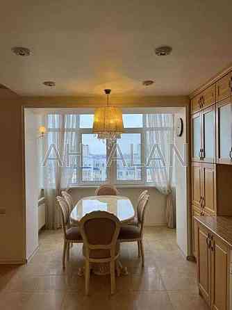 Продаж Квартира 5-кімнатна, 14/15 поверх на Юлії Здановської вул., 52 Київ