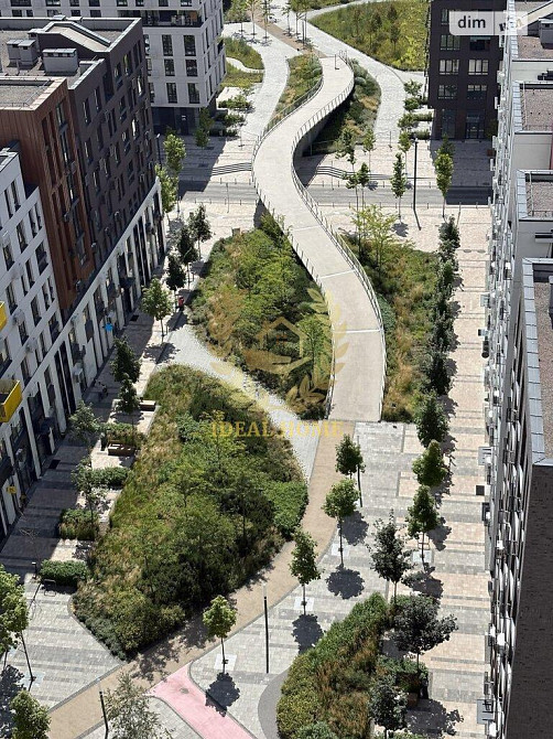 Продаж Квартира 3-кімнатна на Салютная ул. Киев - изображение 1