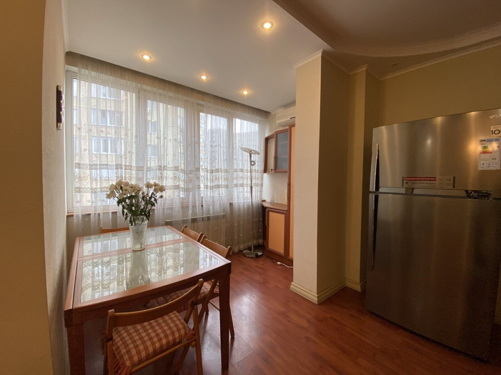 Оренда Квартира 3-кімнатна, 7/24 поверх на улица Никольско-Слободская, д.6 Киев - изображение 7