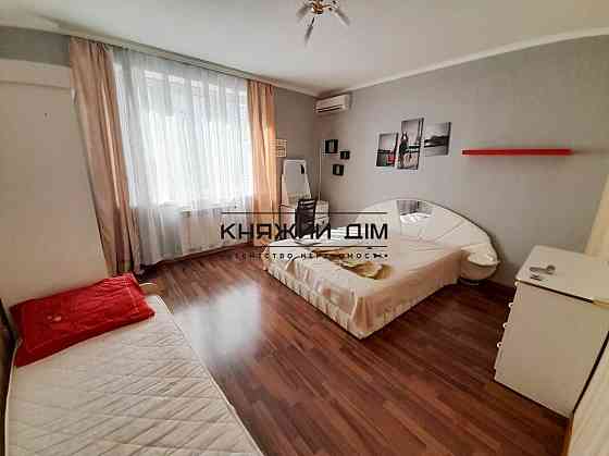 Оренда Квартира 3-кімнатна, 10/25 поверх на Днепровская Набережная Kiev