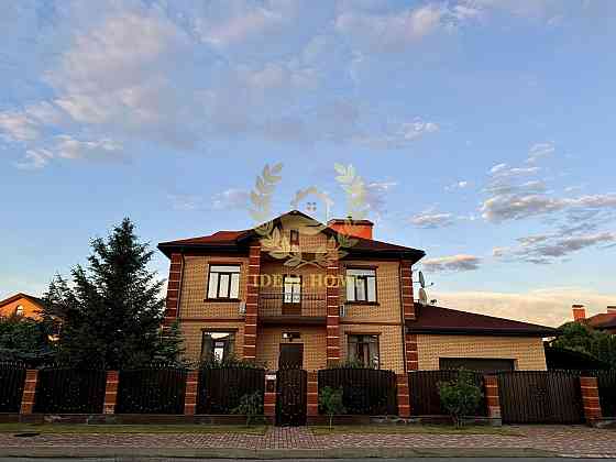 Продаж Будинок 6-кімнатний на Сухомлинского Василия ул., 1 Київ