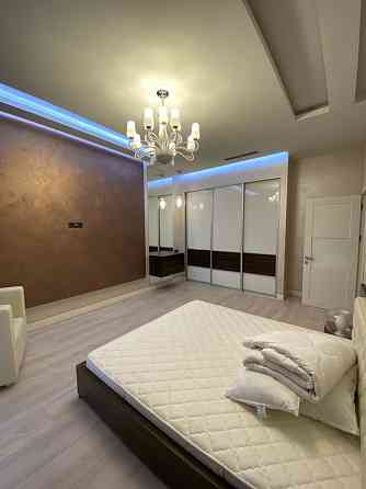 Оренда Квартира 3-кімнатна, 4/22 поверх на Генуэзская ул., 1в Одеса