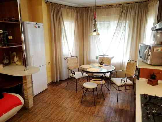 Современный дом с ремонтом на 4 сотках земли, Дача Ковалевского. Одесса