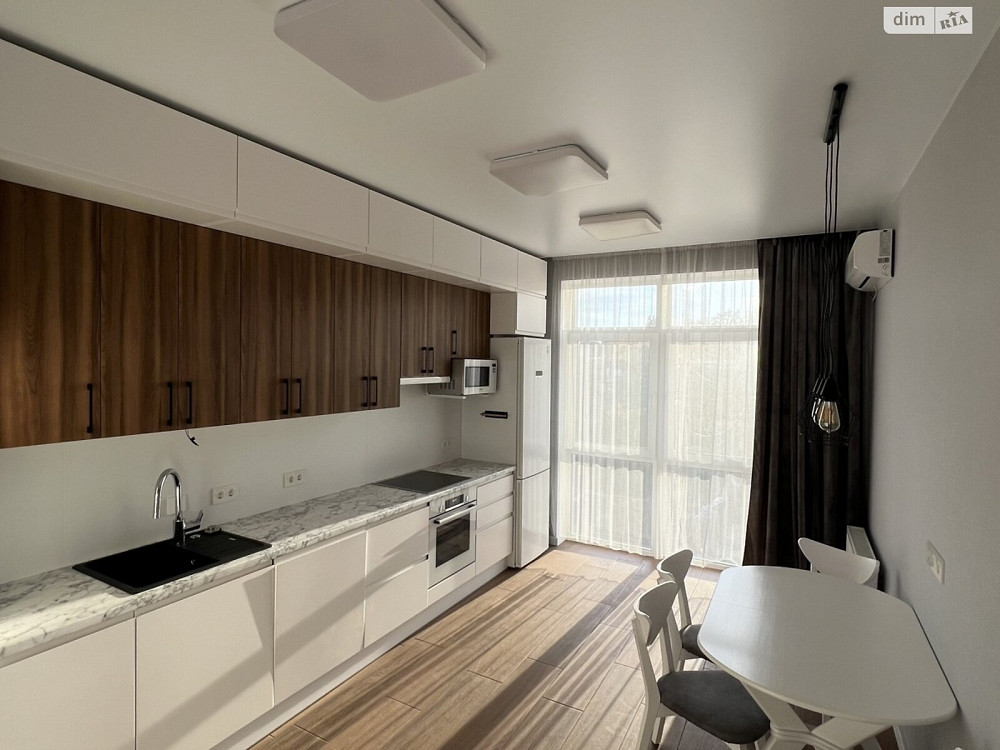 Продаж Квартира 2-кімнатна, 2/4 поверх на Університетська вул., д. 17А Киев - изображение 1