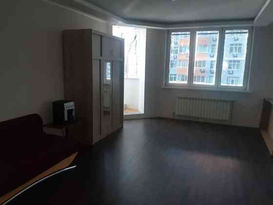 Оренда Квартира 2-кімнатна, 21/26 поверх на Чавдар, 13 Kiev