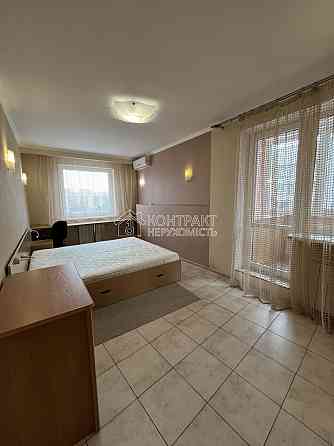 Продаж Квартира 3-кімнатна, 8/9 поверх на вул. Бучми Kharkiv