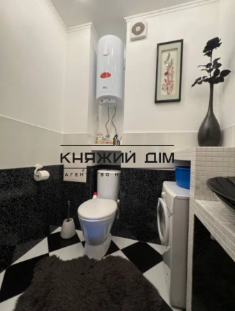 Продаж 3х кім. квартири м. Позняки КОД 21146304 Kiev