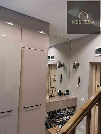 Продаж Гараж/паркомісце на Богомольця вул., 22 4/8 поверх Ужгород