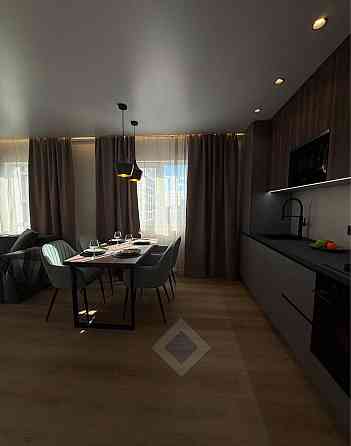 Продаж Квартира 1-кімнатна, 17/21 поверх на Максимовича Михайла вул., д. 24-Б Киев