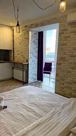 Продаж Квартира 3-кімнатна, 6/7 поверх на Велика Васильківська вул., д. 71 Киев