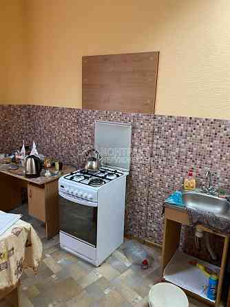 Продаж Квартира 4-кімнатна, 2/2 поверх на вул. Конторська Харьков