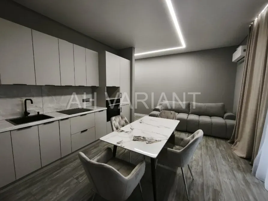 For sale 1-room Apartment 54 sq.m Собранецька 100 Uzhhorod - photo 1